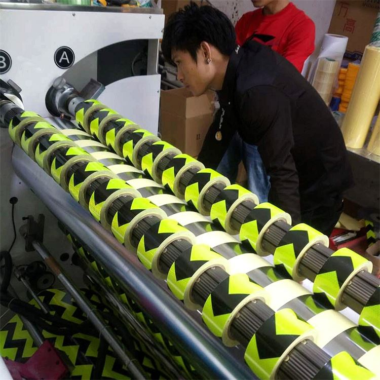 reflective tape manufacturer