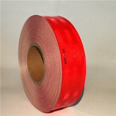 Czerwona taśma odblaskowa DOT C2 klasy reklamowej do ciężarówki