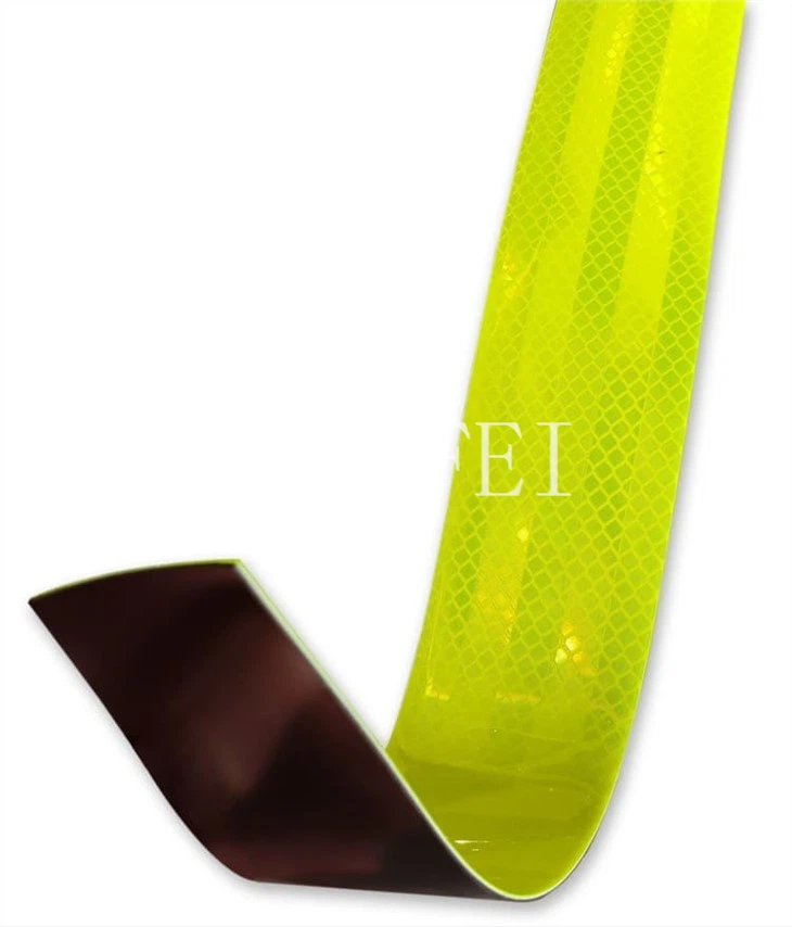 Magnetic Reflective Strips For Vehicles