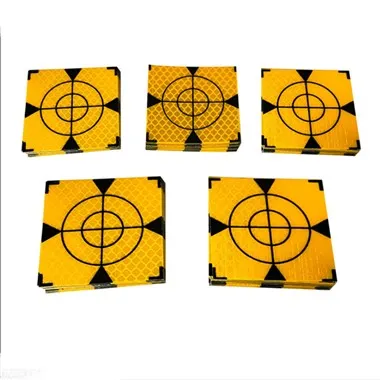 Dostosowany cel odblaskowy retro do ankiety